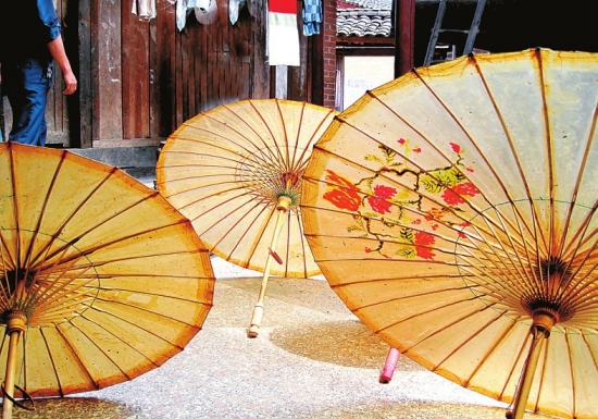 云南騰沖非物質(zhì)文化遺產(chǎn)---滎陽村油紙傘